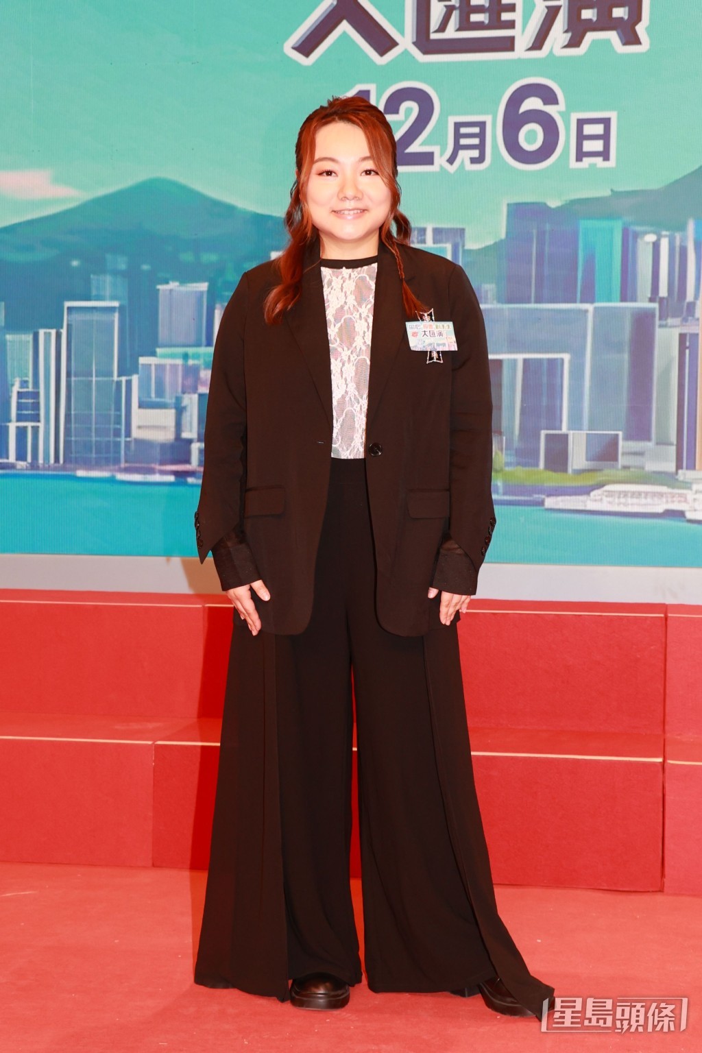 成為歌手的黃博變得注重儀容。 成為歌手的黃博變得注重儀容。