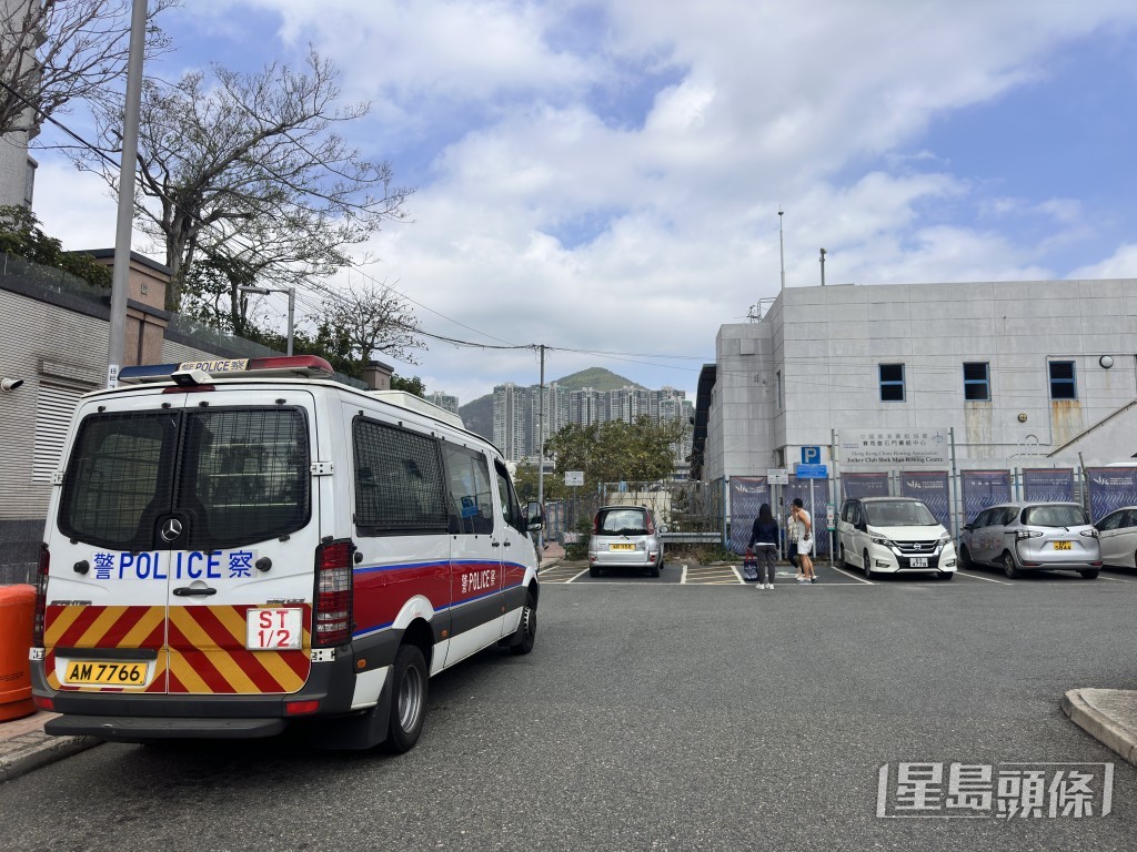 警员到场调查。梁国峰摄 警员到场调查。梁国峰摄
