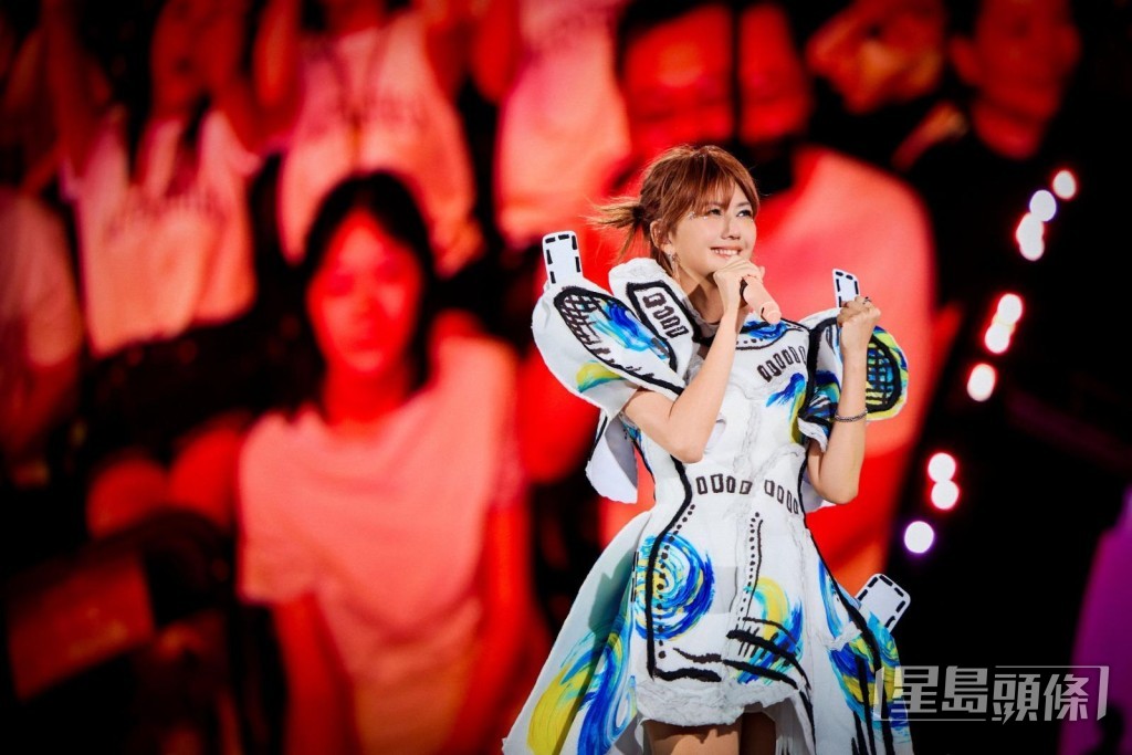 孫燕姿即將與香港歌迷一同以音樂迎接新一年。 孫燕姿即將與香港歌迷一同以音樂迎接新一年。