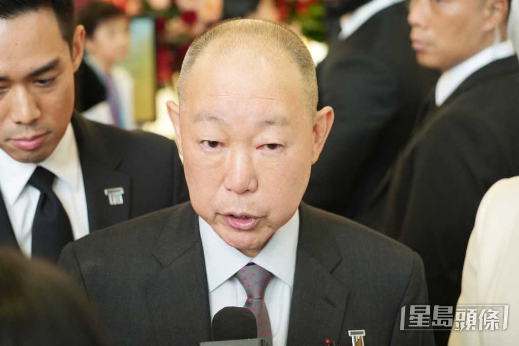 劉鑾鴻旗下擁崇光百貨。