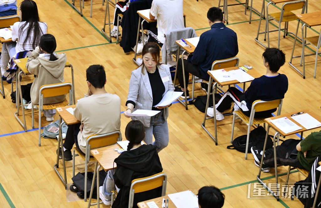近半人感到「徬徨、擔心、焦慮」。 資料圖片 近半人感到「徬徨、擔心、焦慮」。 資料圖片