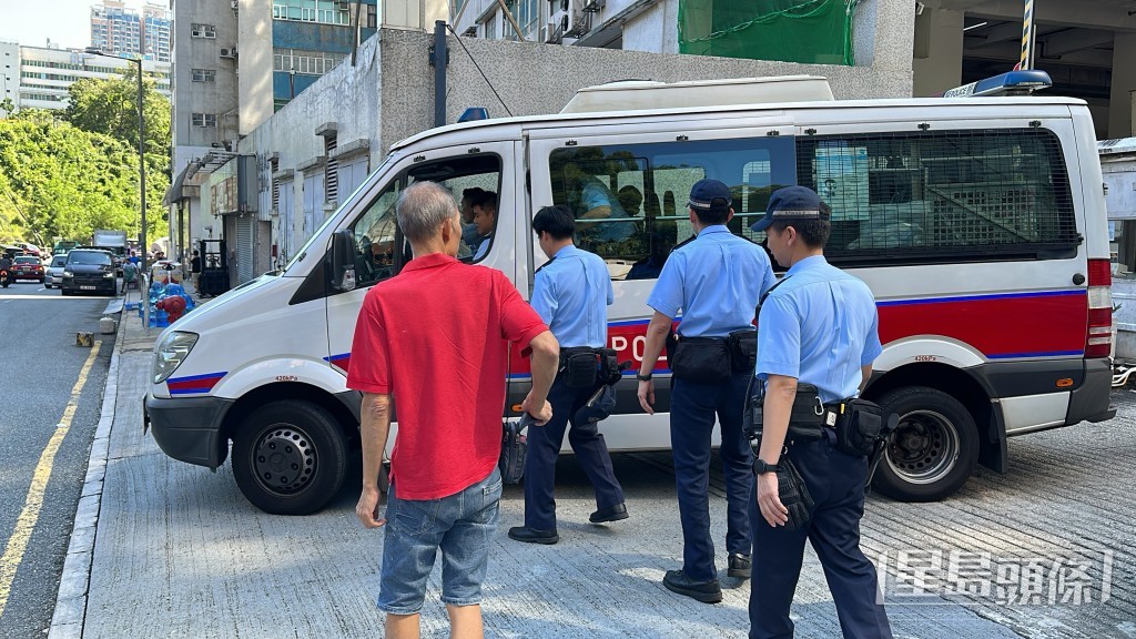 警員到場調查。劉漢權攝