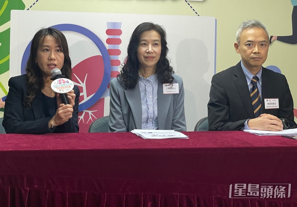 左起：香港胸肺學會會長倪珍莉、香港胸肺基金會主席古惠珊、美國胸肺學院（港澳分會）會長楊耀昌。蕭博禧攝