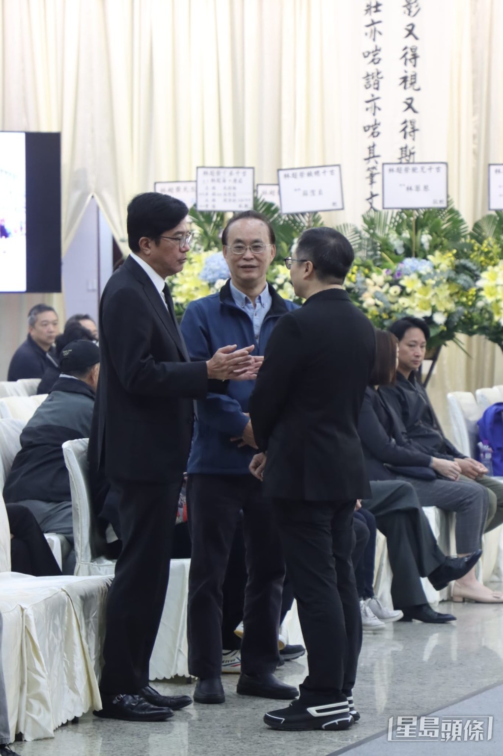 多位林超榮生前好友今早向超人說再見。
