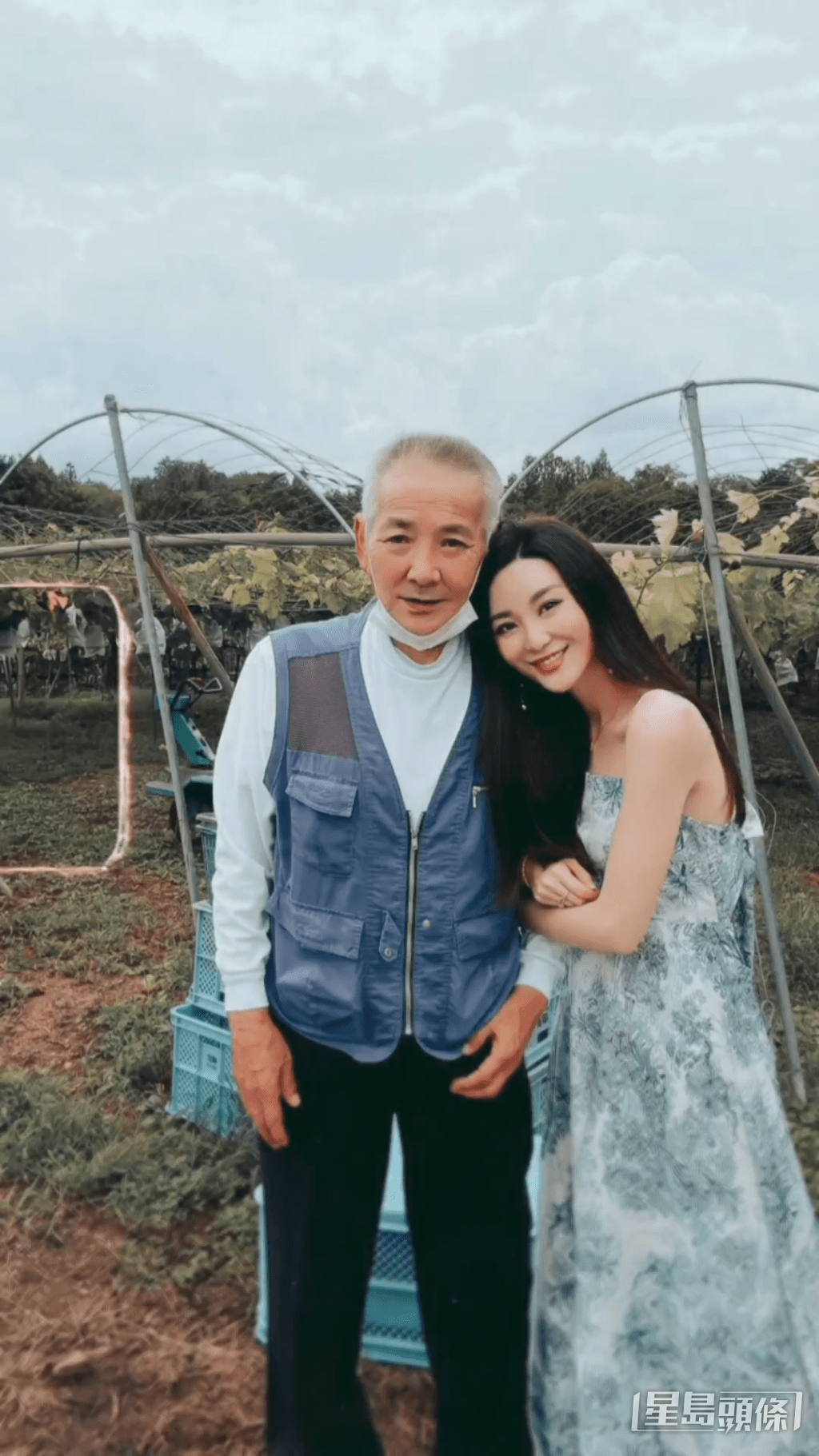 裕美公开多张父女合照。 裕美公开多张父女合照。