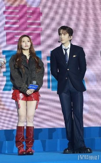 盧瀚霆及COLLAR成員Ivy So有望合作拍《金秘書為何那樣》。