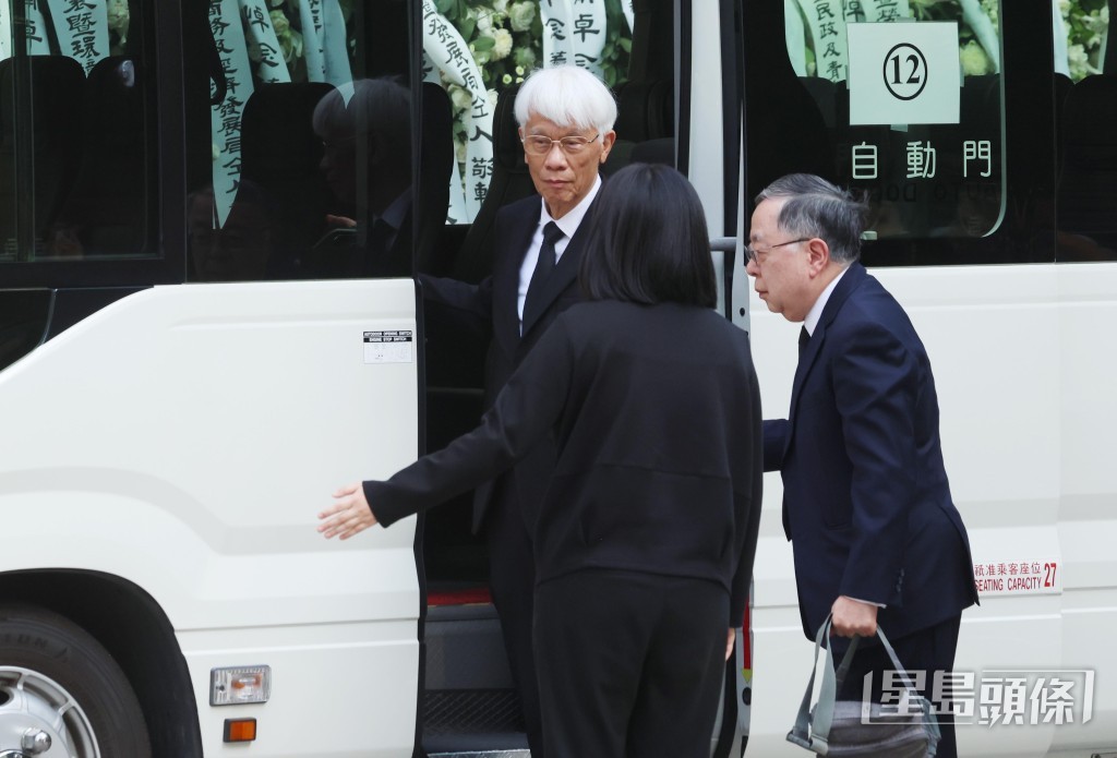 金管局前总裁、行会成员任志刚。 金管局前总裁、行会成员任志刚。