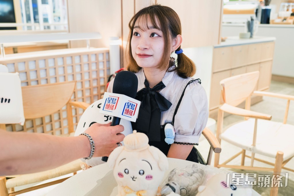 身兼模特兒、咖啡師的陳小姐Sakura。汪旭峰攝 身兼模特兒、咖啡師的陳小姐Sakura。汪旭峰攝