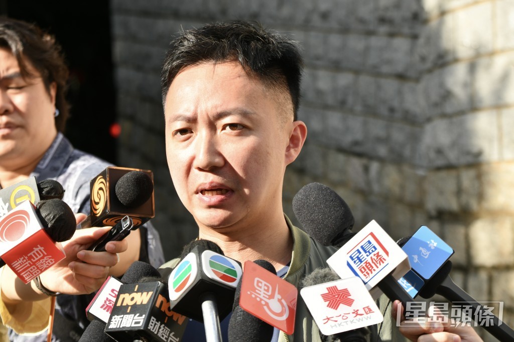 立法会议员、中国故事联盟召集人李梓敬对法案表示强烈愤怒。卢江球摄