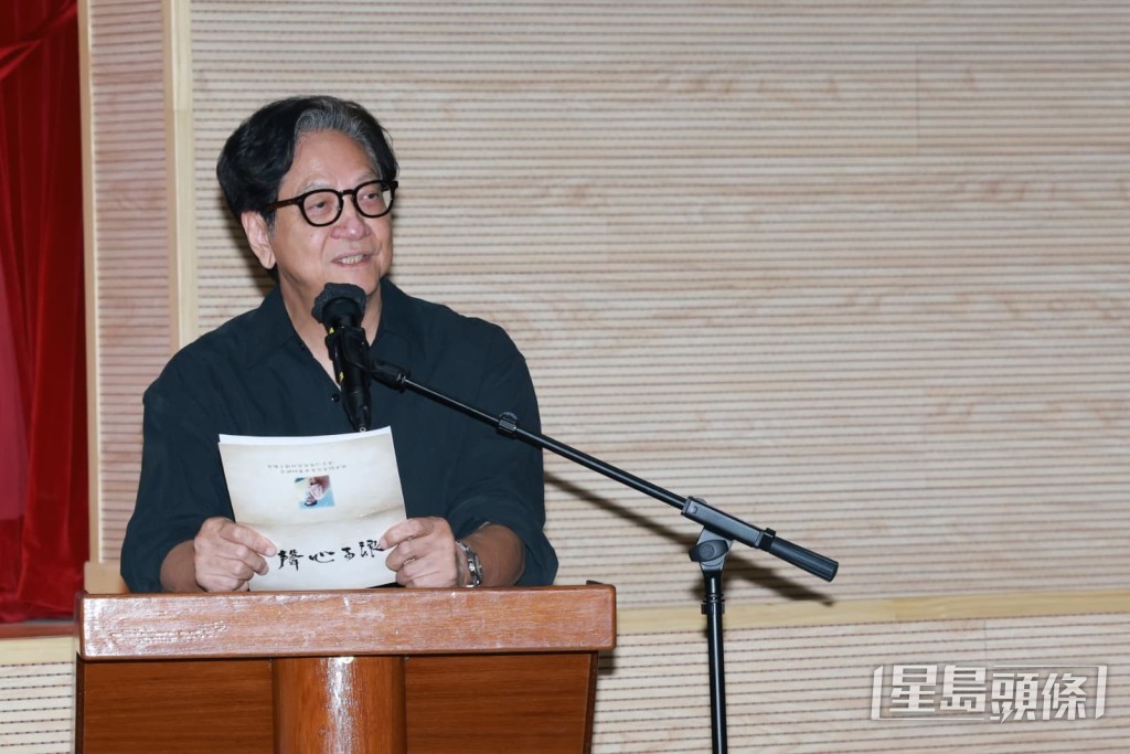 陳友指黎彼得將流芳百世。 陳友指黎彼得將流芳百世。