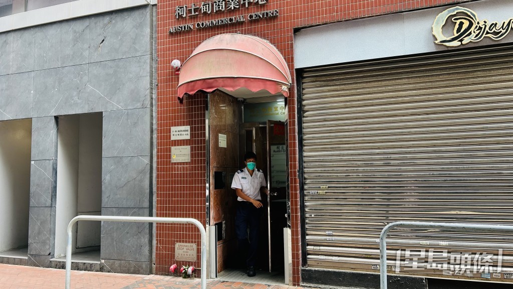 救護員到場。蔡楚輝攝