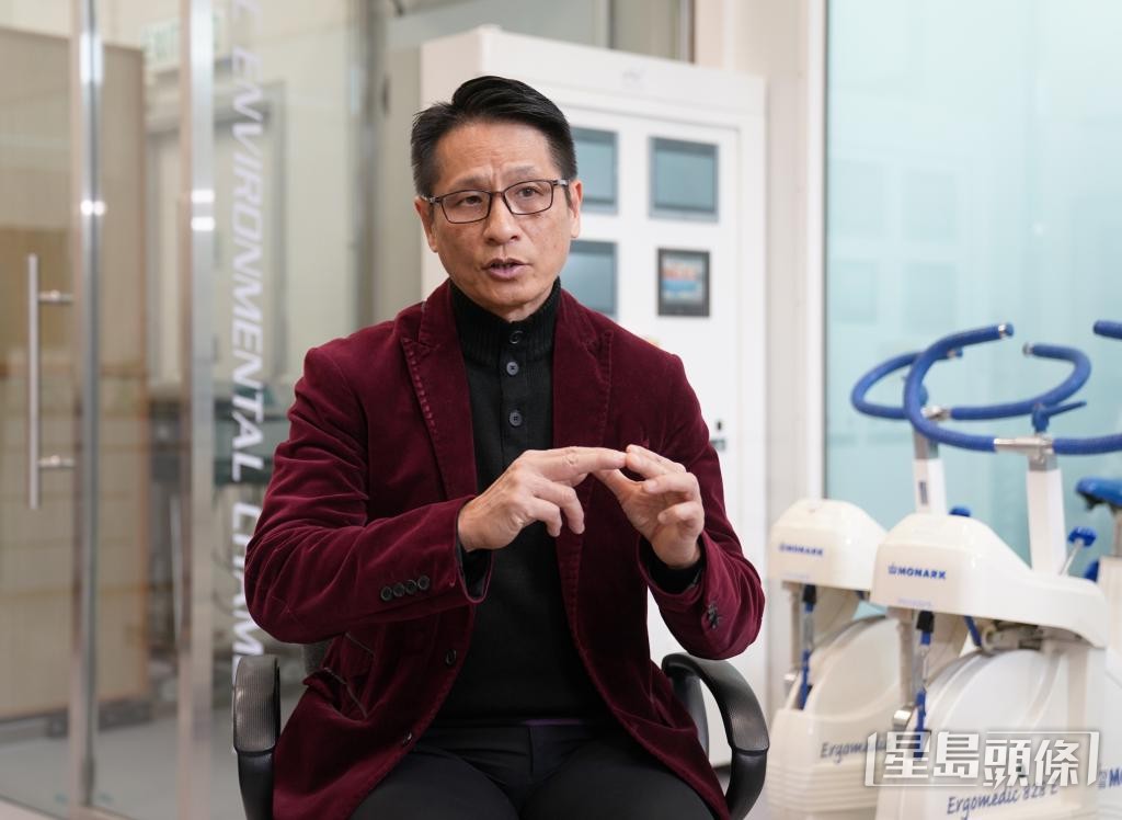 香港浸會大學運動及健康科學系教授劉永松指,體育產業長足發展為退役運動員提供不同的機會。 香港浸會大學運動及健康科學系教授劉永松指,體育產業長足發展為退役運動員提供不同的機會。