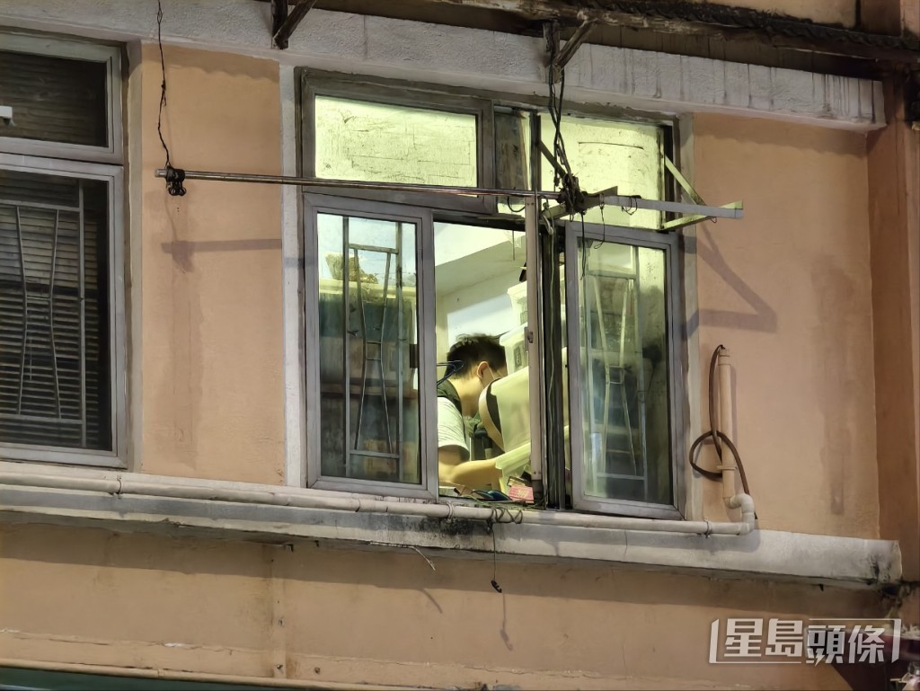 上周二(6日)觀塘發生一宗六旬男子在家中疑意外失救亡,同住八旬病母失照顧下不治的慘案。 上周二(6日)觀塘發生一宗六旬男子在家中疑意外失救亡,同住八旬病母失照顧下不治的慘案。