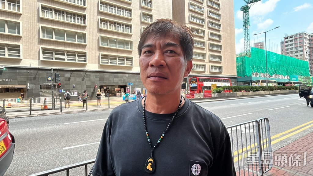 王先生指復電兩、三小時後又再停電。 王先生指復電兩、三小時後又再停電。