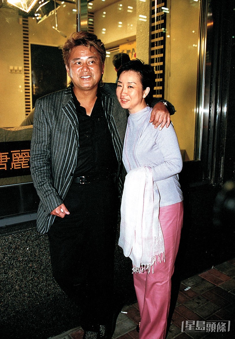 陳百祥與太太經常出雙入對，非常恩愛。