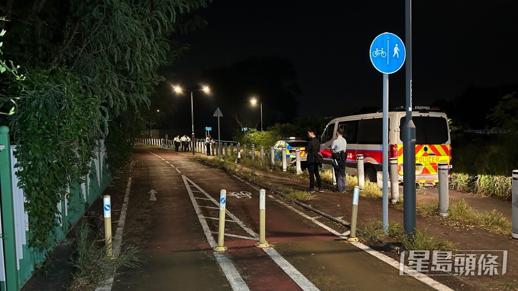 元朗單車女深夜懷疑被狗襲擊,重創送院搶救不治。蔡楚輝攝 元朗單車女深夜懷疑被狗襲擊,重創送院搶救不治。蔡楚輝攝
