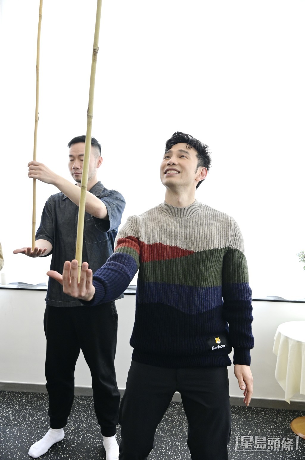 王梓軒與其他演員綵排《利瑪竇》。