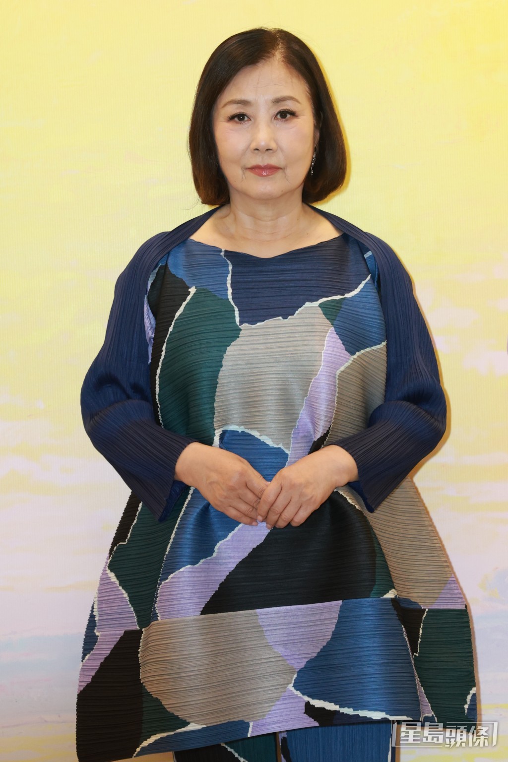 汪明荃表示鍾景輝第一套找她做的劇集就是《清宮殘夢》的珍妃。
