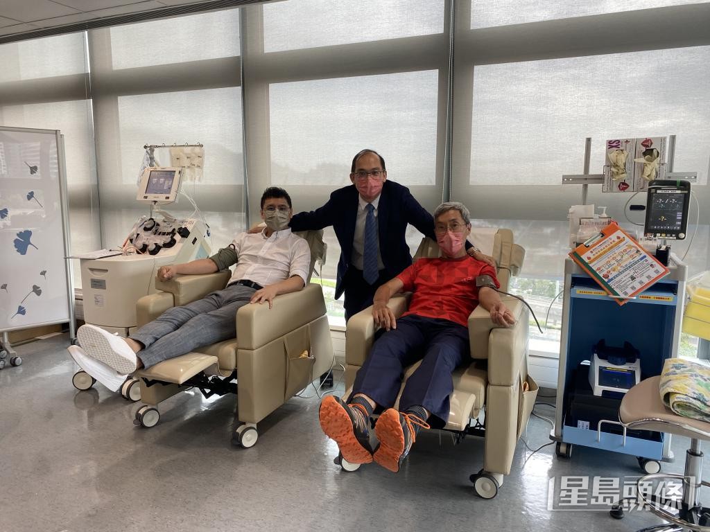 李卓廣期望市民培養捐血的習慣,目標每年捐血一至兩次。 李卓廣期望市民培養捐血的習慣,目標每年捐血一至兩次。