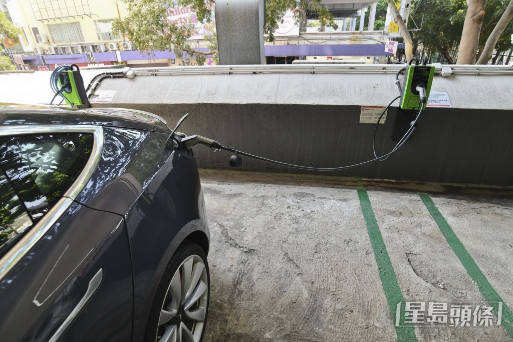 近年電動車充電設施的需求持續增加。資料圖片 近年電動車充電設施的需求持續增加。資料圖片