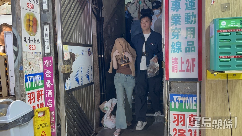 其中一名外籍女子。曾志恆攝