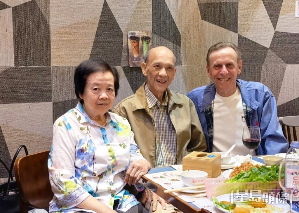 馬主吳創木(中) 馬主吳創木(中)
