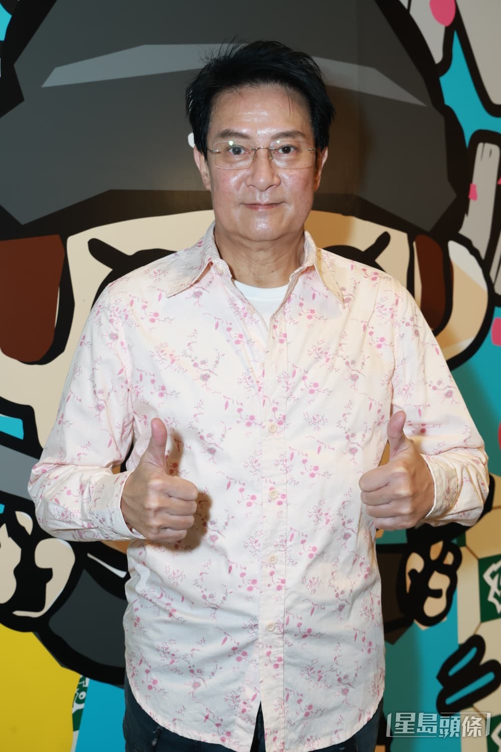 62歲劉錫明獲網民讚回春。