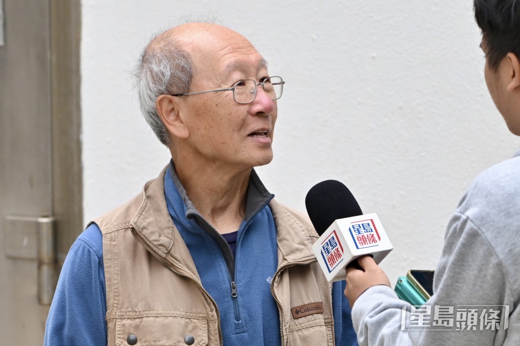 住在富慧閣,年逾70歲的簡先生。 住在富慧閣,年逾70歲的簡先生。