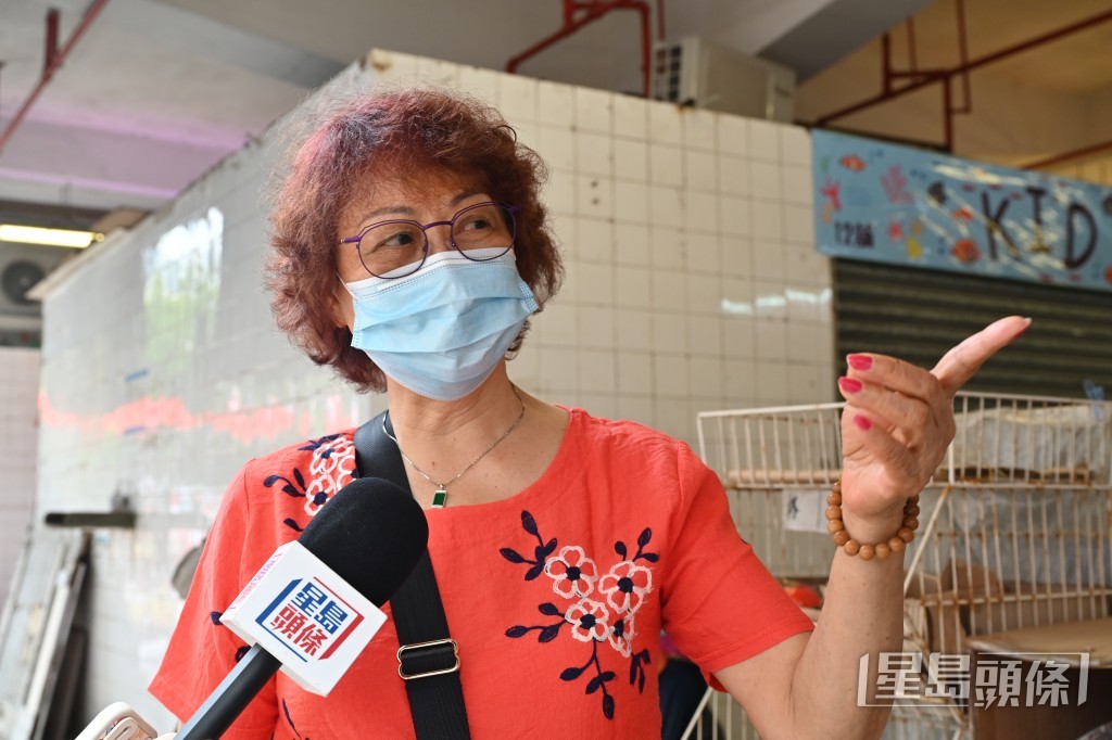 周太指祭品價錢和往年相若。鍾健華攝 周太指祭品價錢和往年相若。鍾健華攝