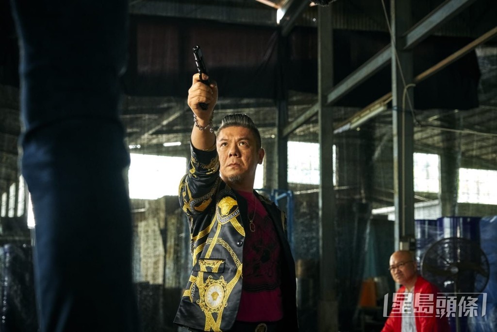 網劇《戰毒》做大奸角。 網劇《戰毒》做大奸角。