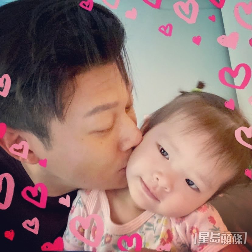 一蚊Joe很愛錫囡囡。 一蚊Joe很愛錫囡囡。