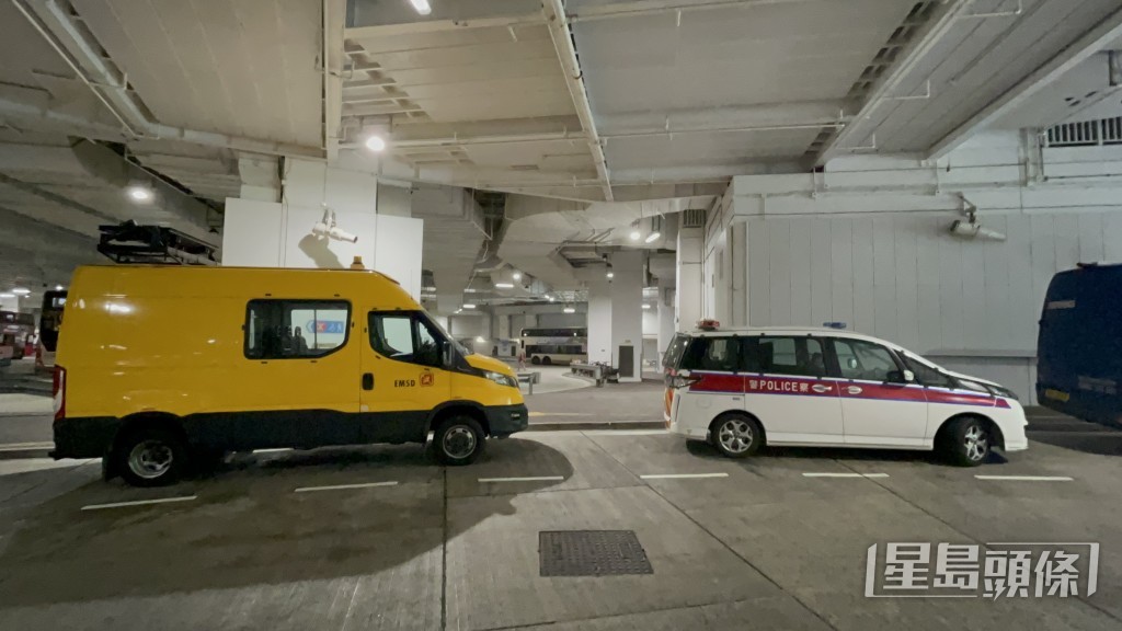 機電工程署人員到場了解事件。楊偉亨攝