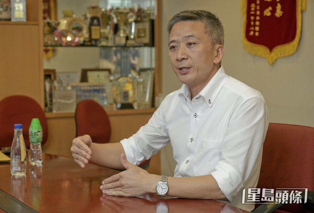 姚柏良。