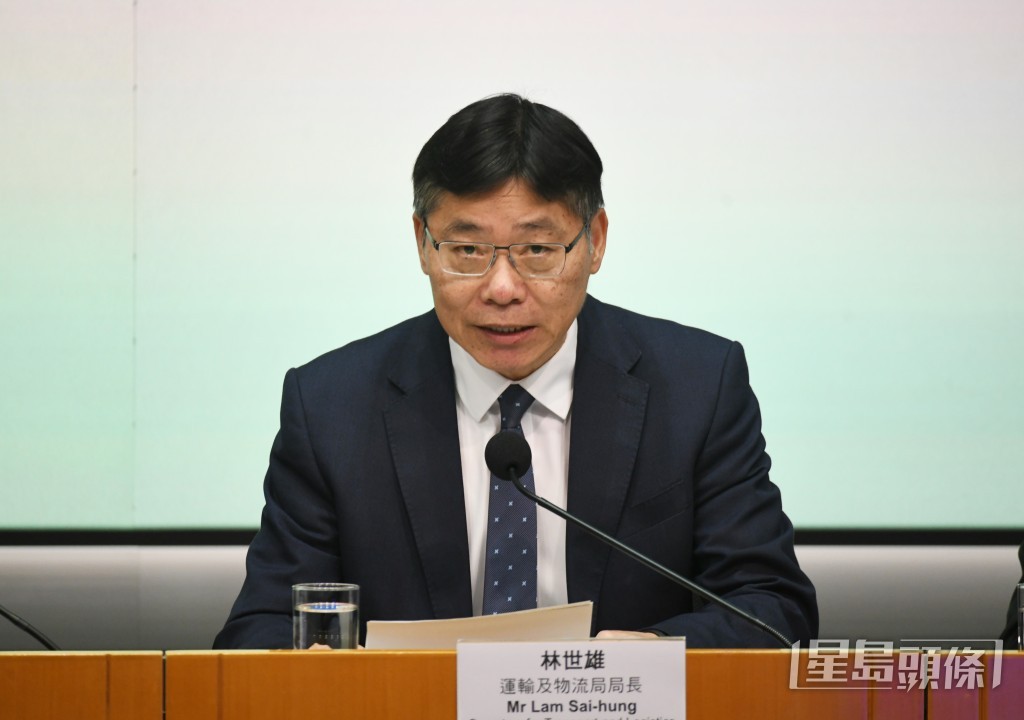 運輸及物流局局長林世雄指,政府會繼續密切監察非法出租或取酬載客情況。資料圖片 運輸及物流局局長林世雄指,政府會繼續密切監察非法出租或取酬載客情況。資料圖片
