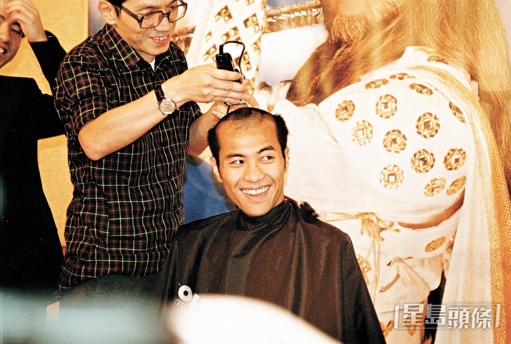 梁漢文之後一度轉型做演員，2001年獲好友張衛健邀請拍劇集《齊天大聖孫悟空》，剃頭演唐三藏一角。