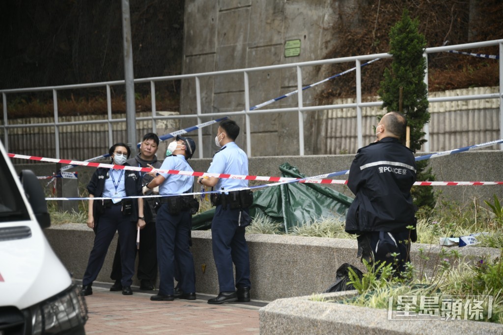 警員到場調查。楊偉亨攝 警員到場調查。楊偉亨攝