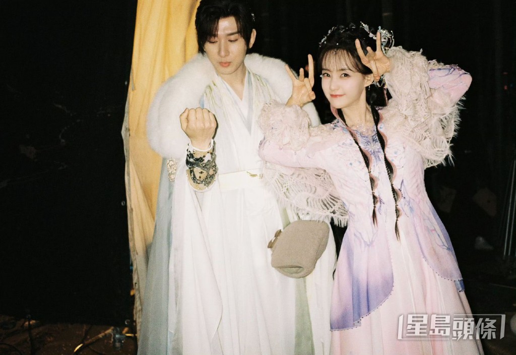 王權富貴與清瞳齊度過除夕。 王權富貴與清瞳齊度過除夕。