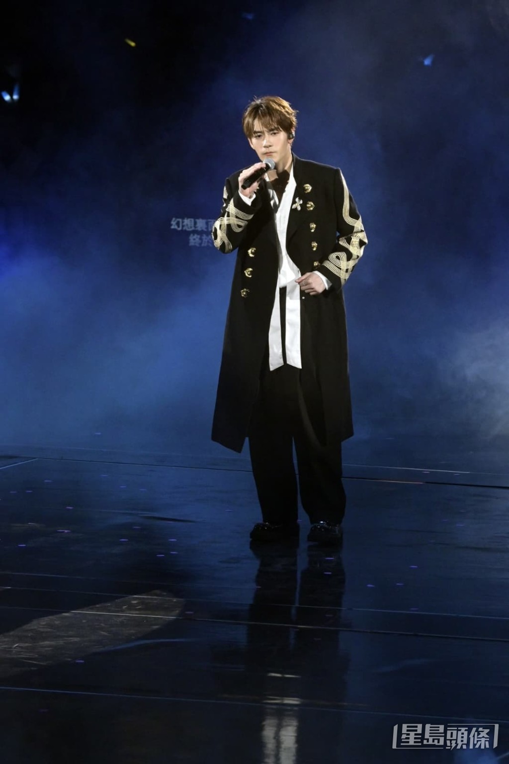 Jeffrey昨晚為《SHINE ON!保良慈善演唱會》演出。 Jeffrey昨晚為《SHINE ON!保良慈善演唱會》演出。
