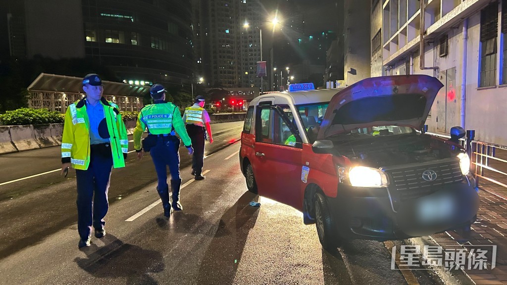 警員到場調查。蔡楚輝攝 警員到場調查。蔡楚輝攝