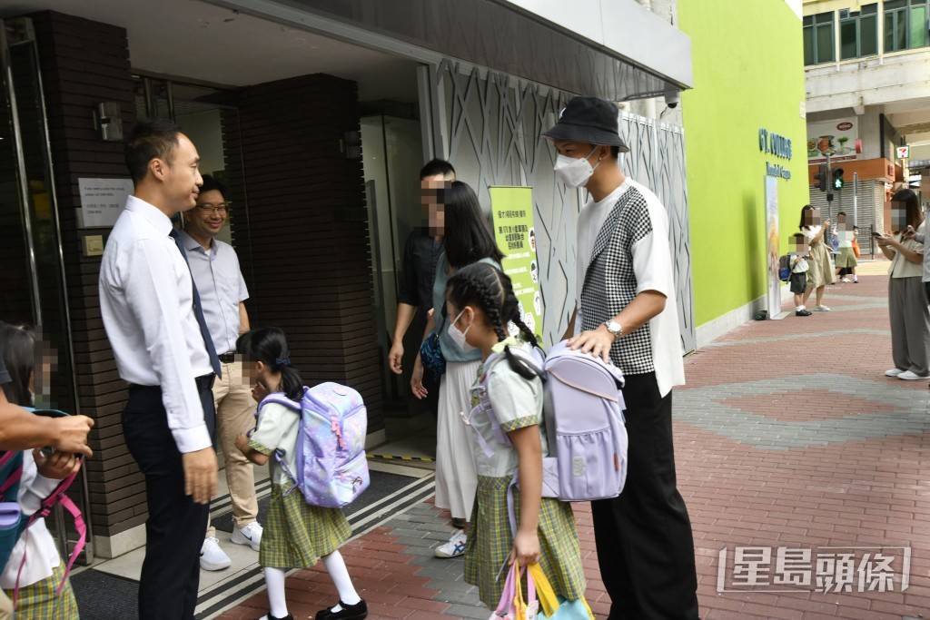 送到學校門口
