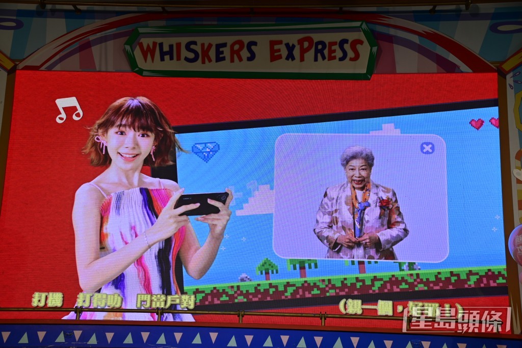 今次依然有兩位靚女主角林明禎及鄧麗欣。 今次依然有兩位靚女主角林明禎及鄧麗欣。