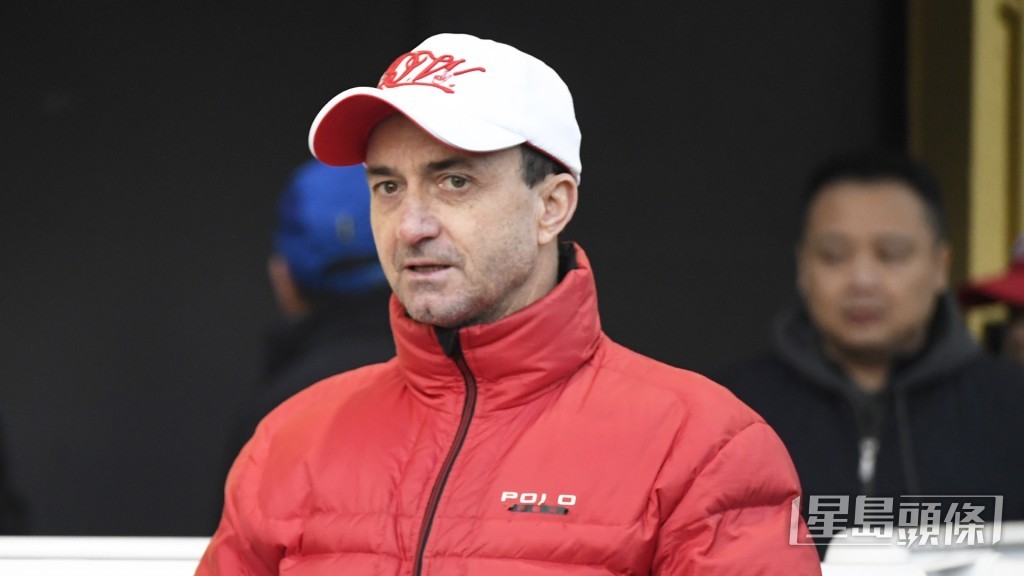 「紅旺繽紛」今朝課前課後韋達均跟到實。