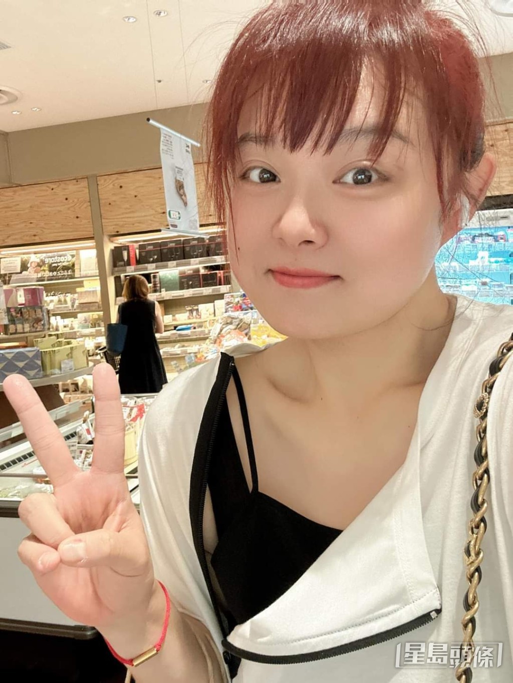 細細粒激減過百磅。 細細粒激減過百磅。