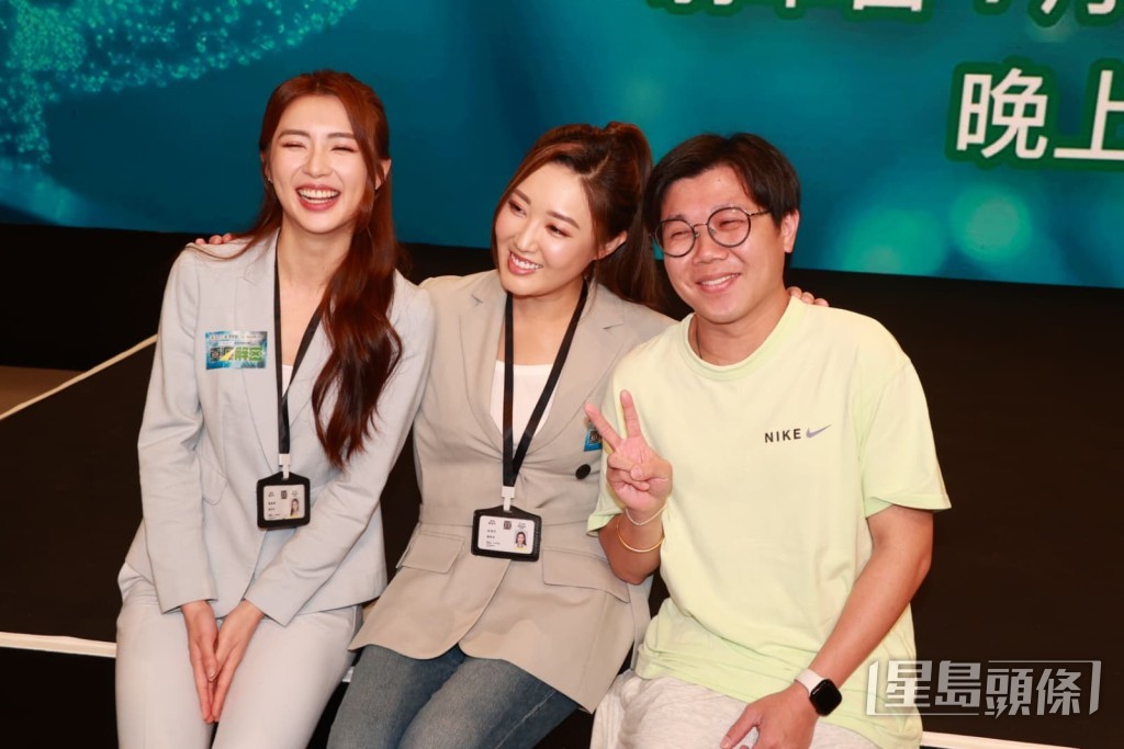 3人都好好笑容。 3人都好好笑容。