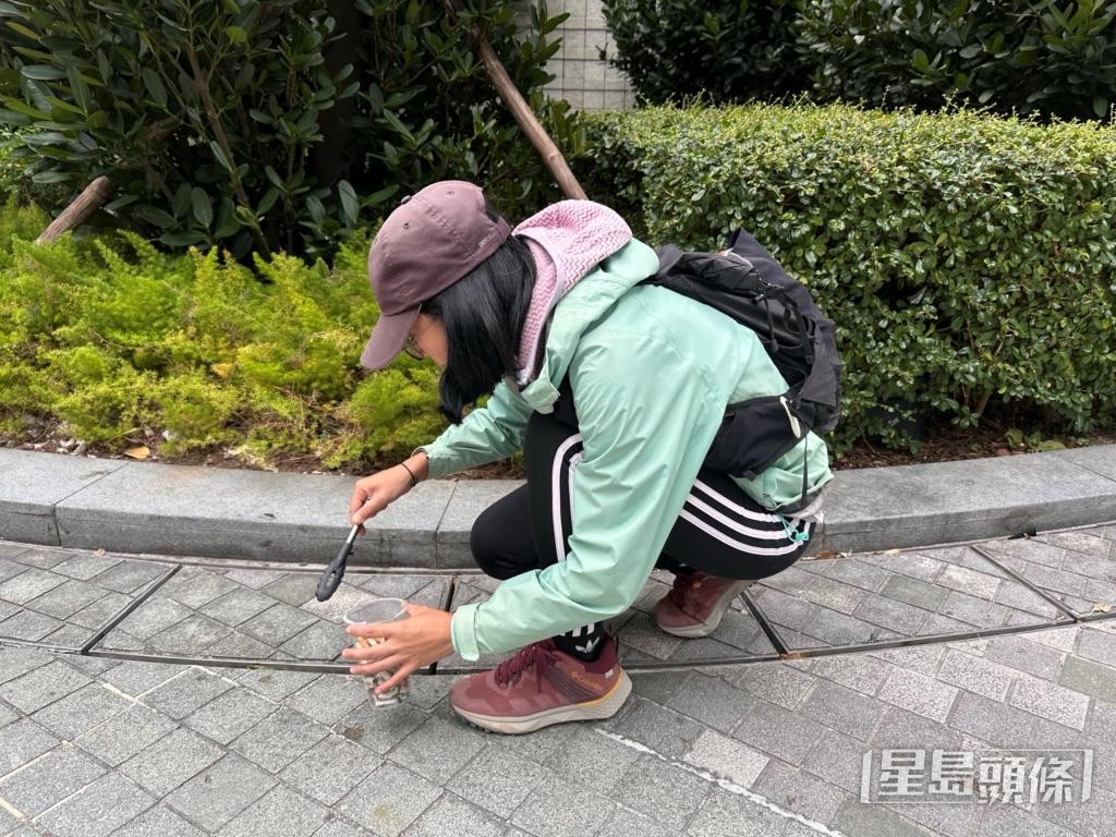 杨婷去年及今年都有在网上发起「拾万烟挑战」。 受访者提供