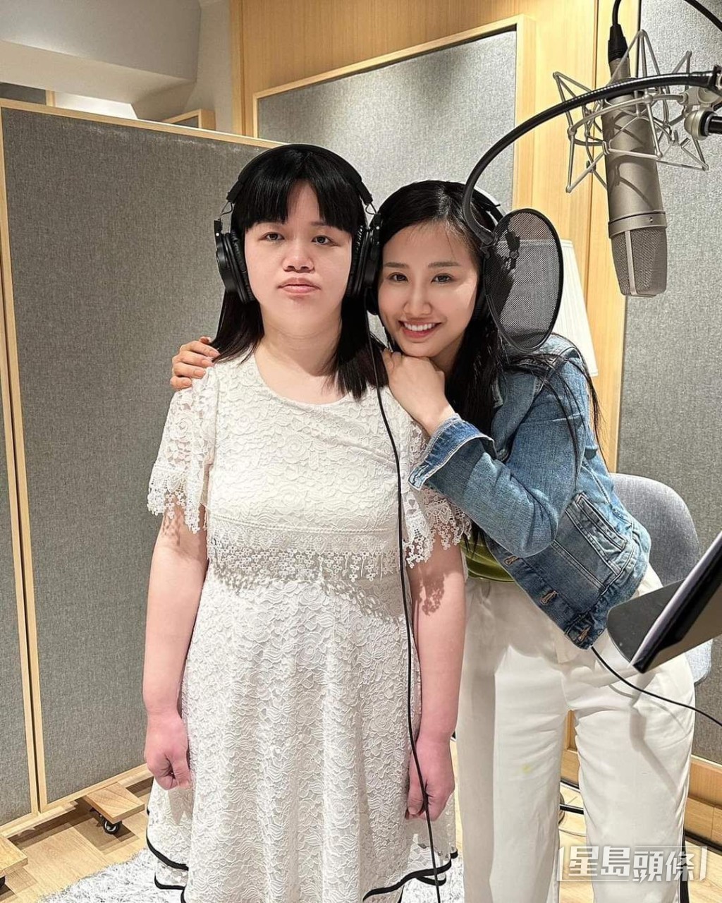 林寶玉去大馬陪阿儀錄音,照顧周到。 林寶玉去大馬陪阿儀錄音,照顧周到。