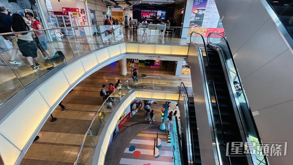 暖水壺由地下跌落P2層(即地牢第二層)。