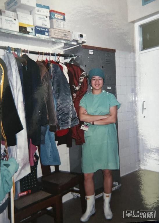 陈凤英喜爱孩子而选修儿科专科。 受访者提供 陈凤英喜爱孩子而选修儿科专科。 受访者提供