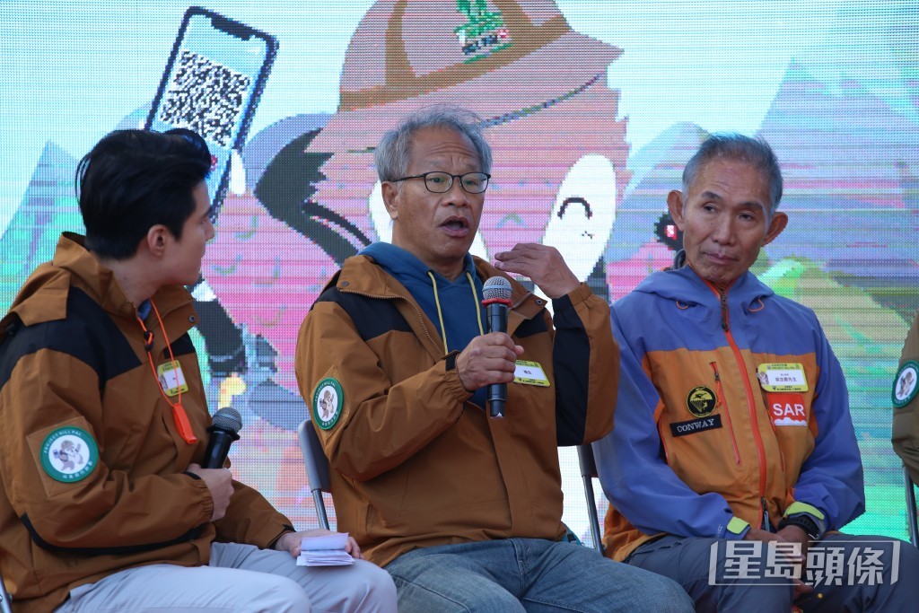 曾經因行山失足被困在山窿中的簡生分享獲拯救的過程。劉漢權攝