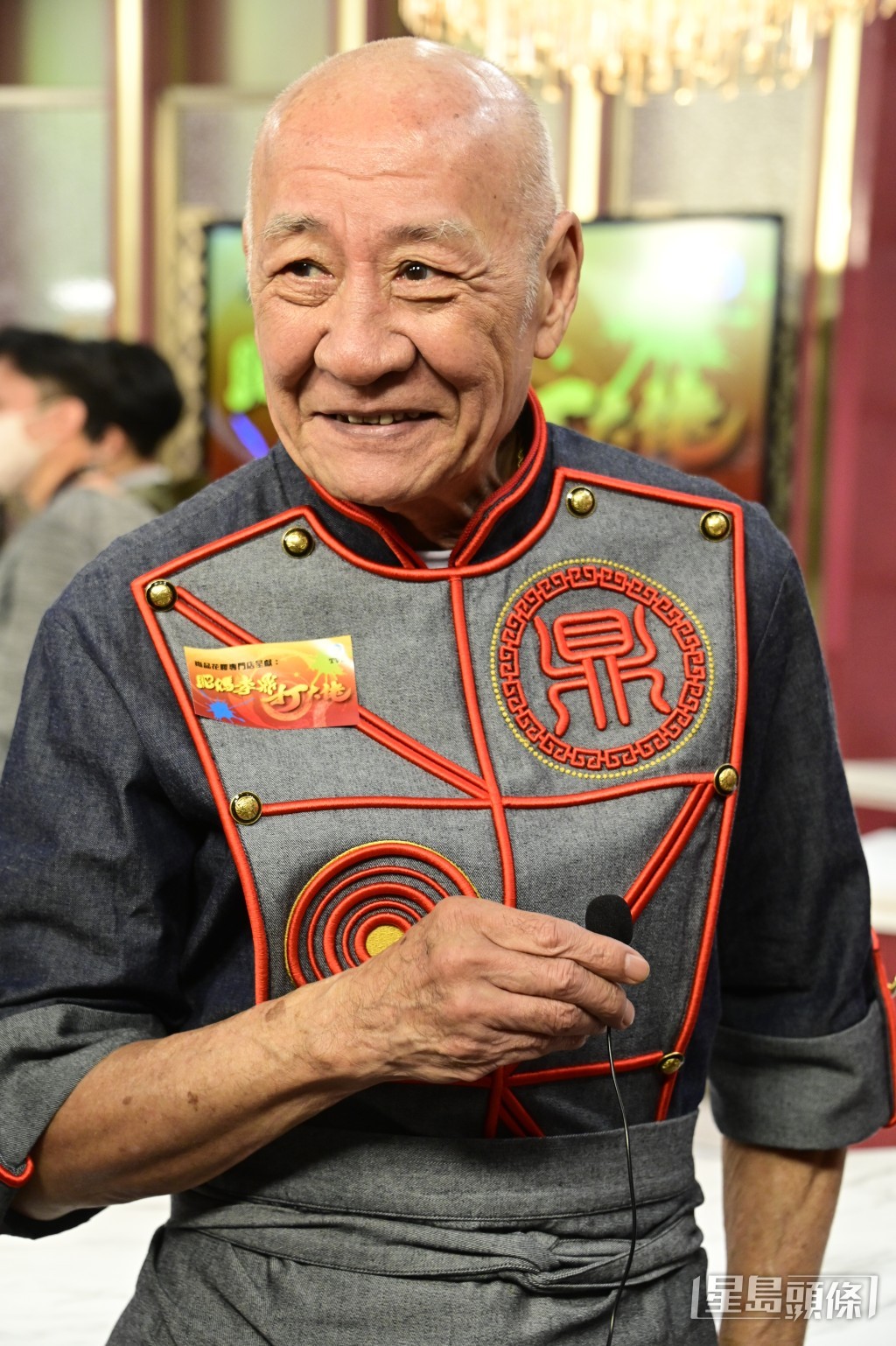 游嘉欣被李家鼎评为“极品”。